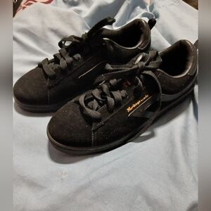 Heritage suede NWOT genuine leather air speed skateboarding sneakers. Size 7.